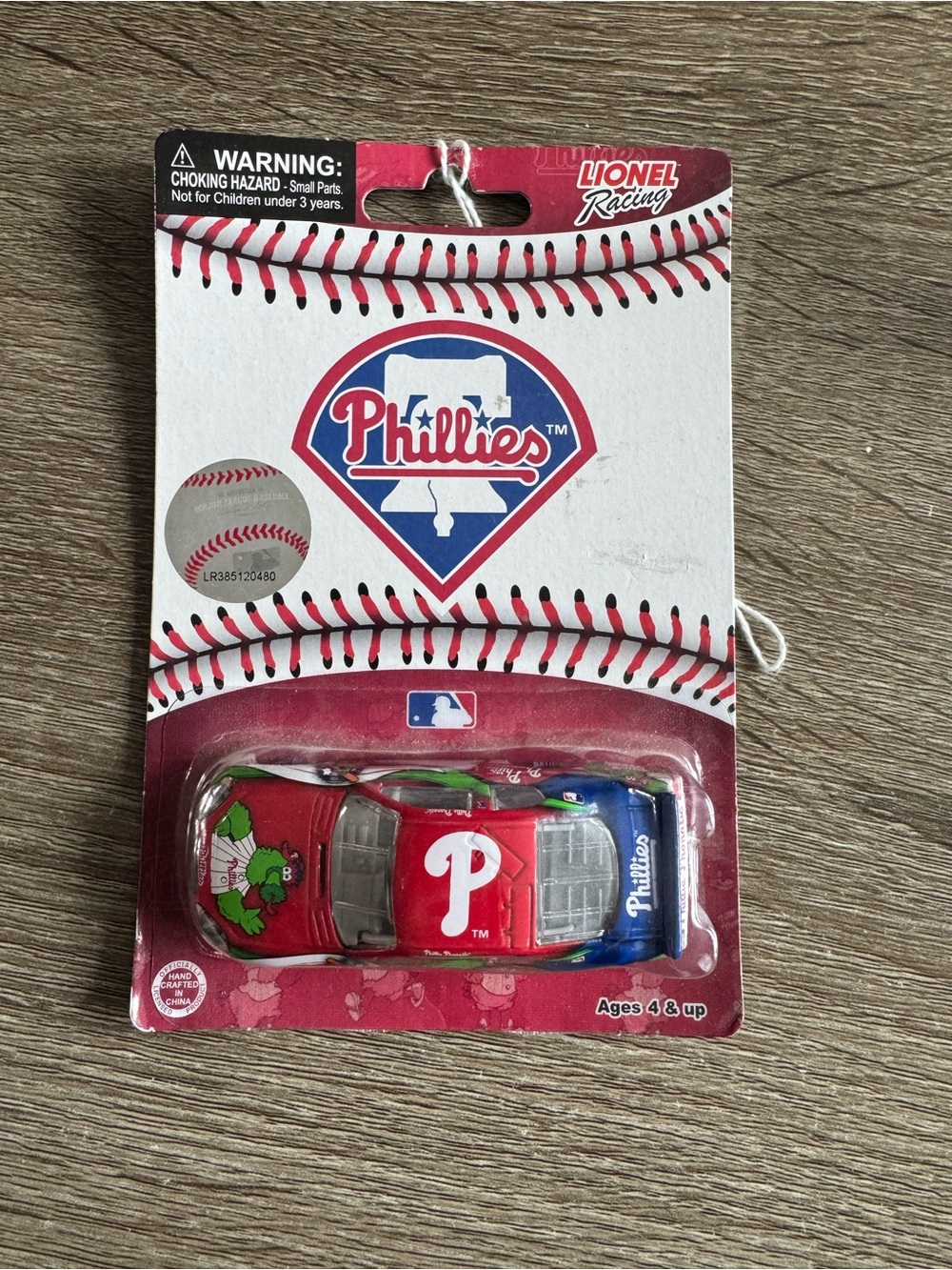 Lionel Racing Philadelphia Phillies Phillie Phanatic Car